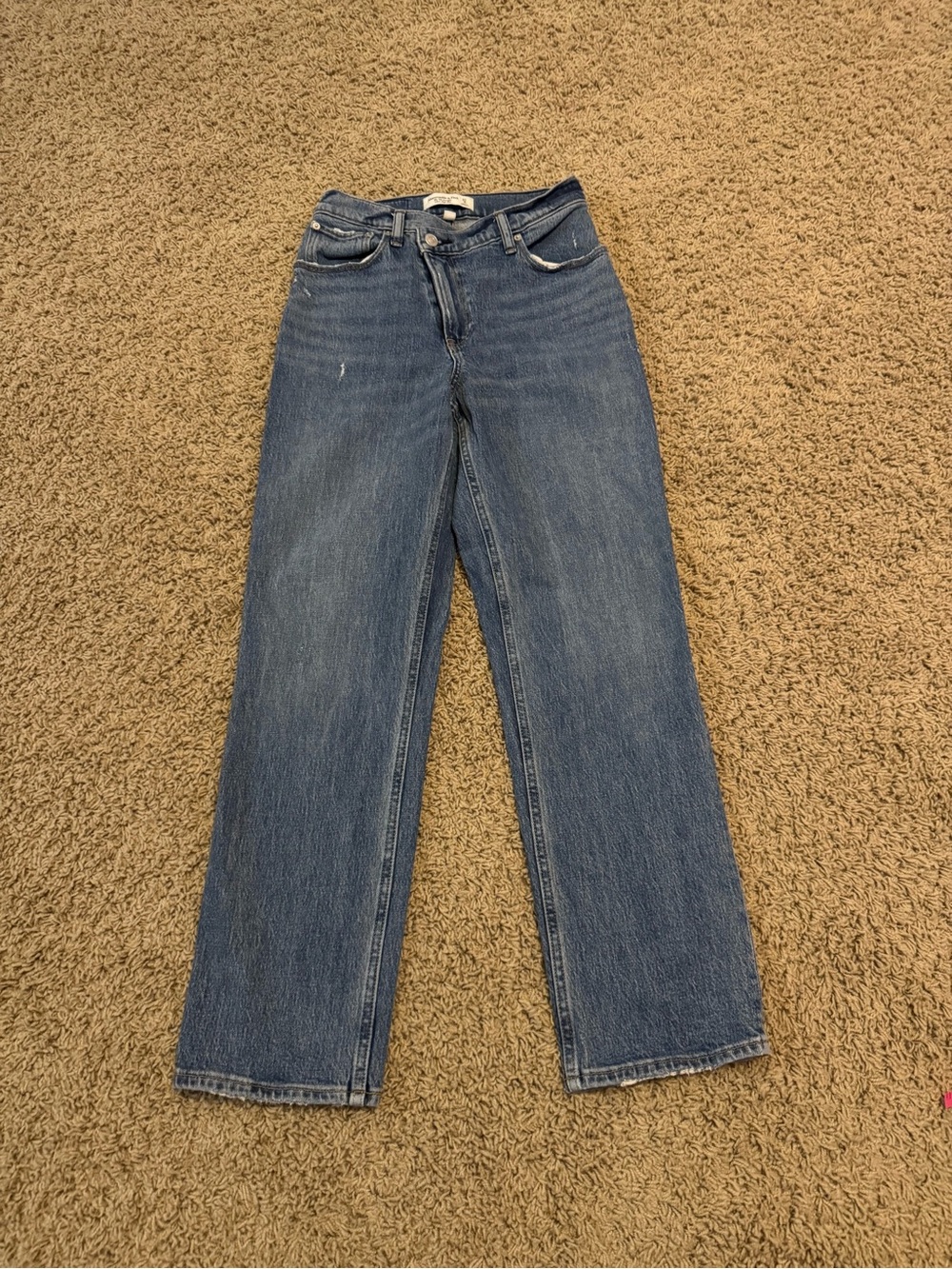 Ambercrombie & Fitch women’s High-Rise Straight Leg Jeans - Blue